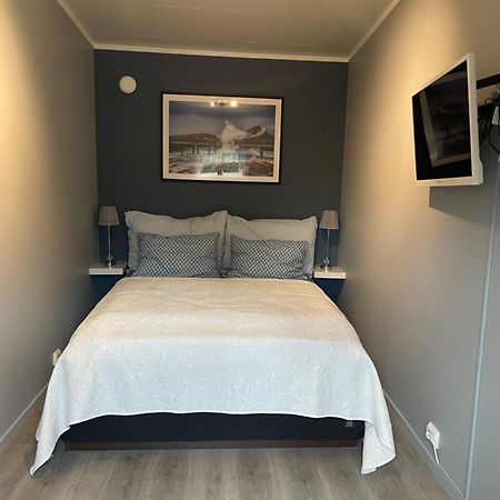 Small Cozy Apartment 特罗姆瑟 外观 照片