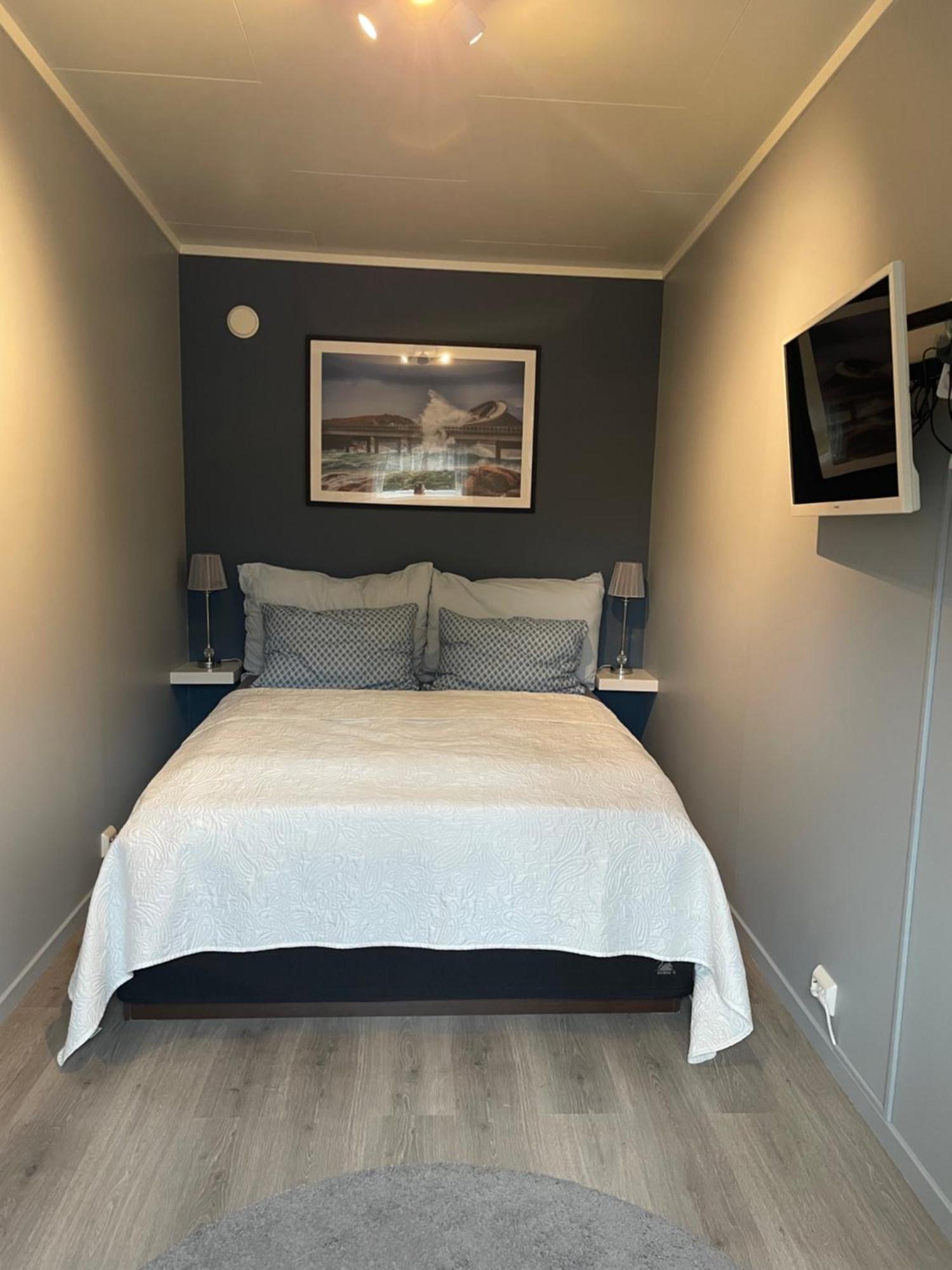 Small Cozy Apartment 特罗姆瑟 外观 照片