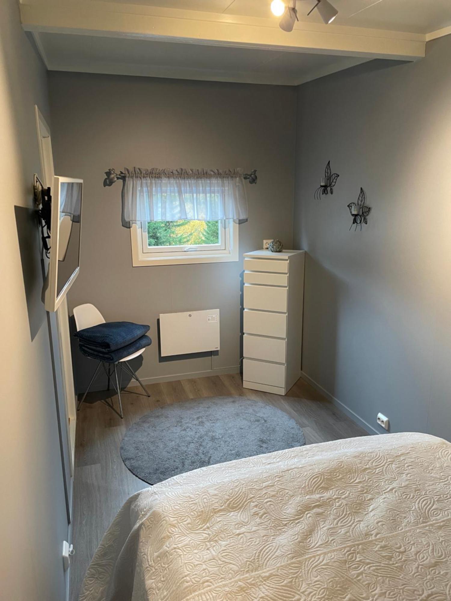 Small Cozy Apartment 特罗姆瑟 外观 照片
